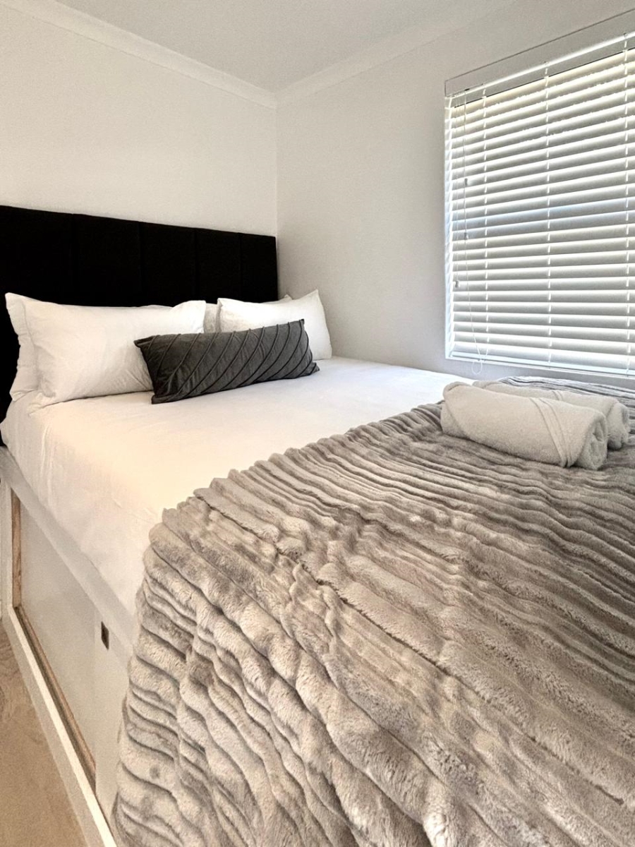 1 Bedroom Property for Sale in Gardens Western Cape